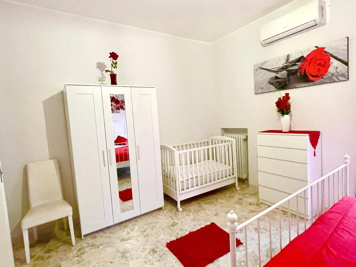 Apartment Savoia Бари Италия