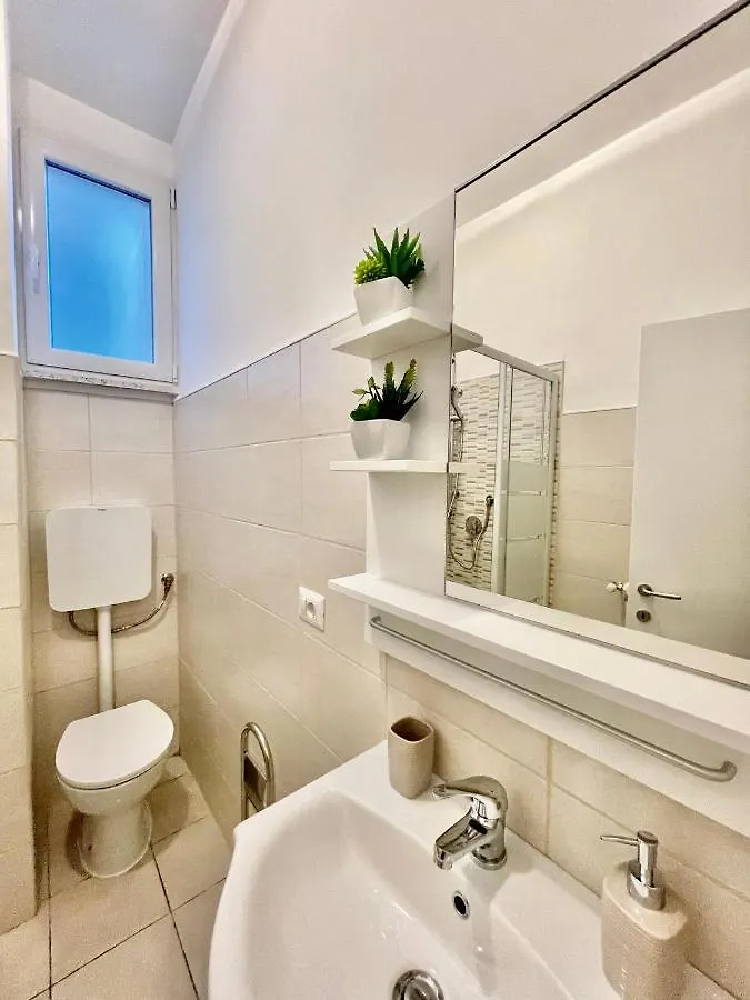 Apartment Savoia Bari Italia