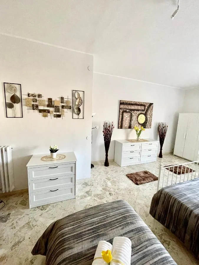 Apartment Savoia Bari Italia